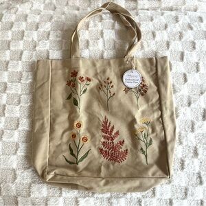 Floral Wildflower Embroidered Tote Grocery Books
